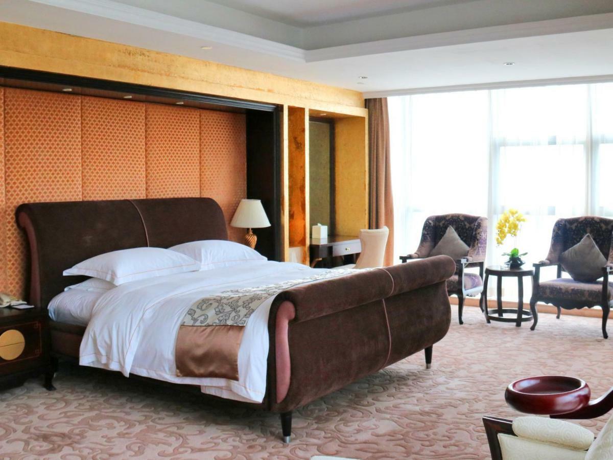 Grand Metropark Hotel Chongqing Exterior photo